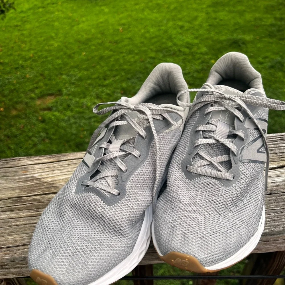 New Balance Running Shoes Fresh Foam Arishi Grey White Athletic Gym size 14
